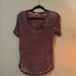 White Crow Short Sleeve V-Neck Top - Maroon
